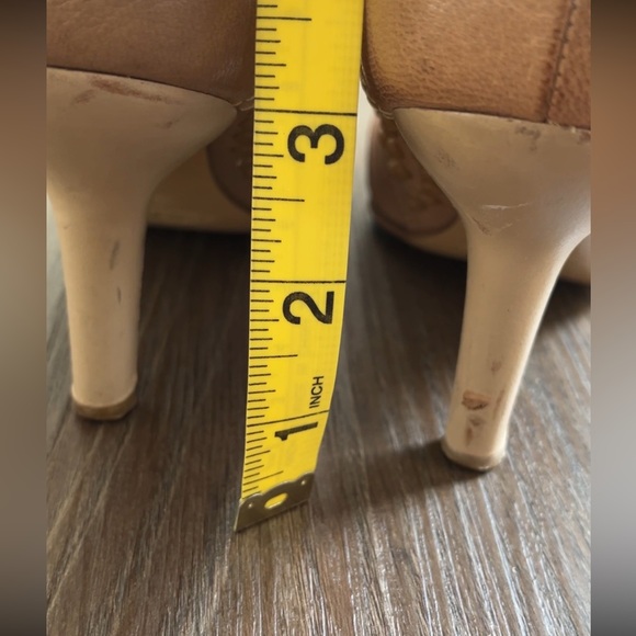 Tod’s nude 3inch heels - Picture 10 of 10